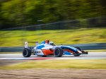 Jízda formulí F4 na letišti