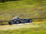 Jízda v Ariel Atom na okruhu