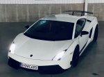 Noční jízda Lamborghini