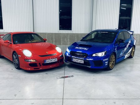 Porsche vs Subaru