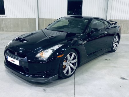 Nissan GTR