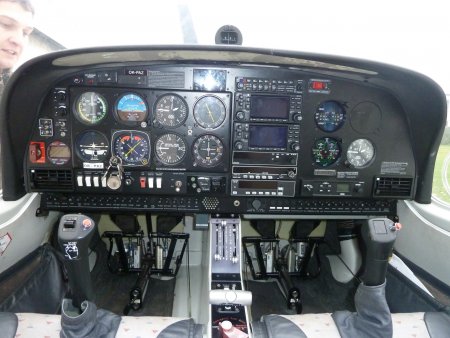 Pilotem letadla Velvary